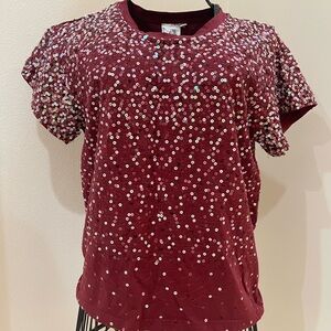 Maroon QOS top
